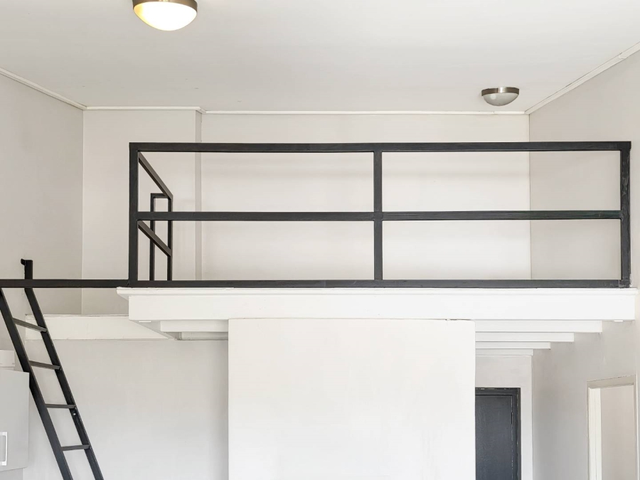 2 Bedroom Property for Sale in Observatory Western Cape